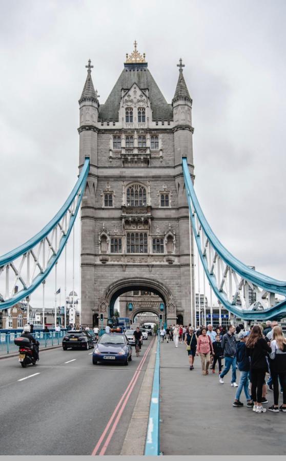 Morden 2 Bedroom Apartment Tower Bridge London Eksteriør bilde